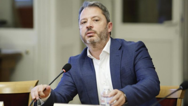 Извънредното заседание на Бюджетната комисия се провали заради саботаж и липса на кворум